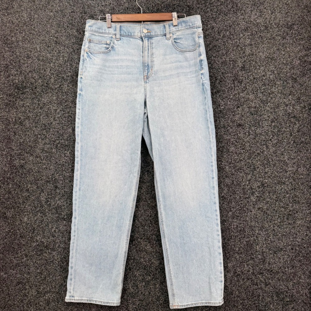 American Eagle Super High-Rise Straight Jeans Light Wash Size 14 Regular